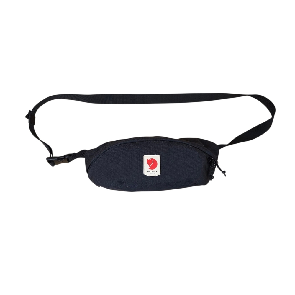 NWOT Fjallraven Black Ulvo Hip Pack Medium 23165